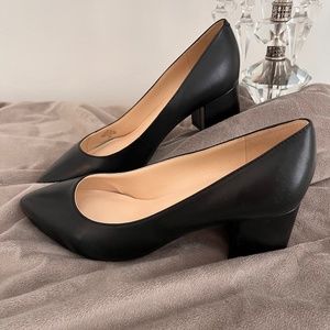 Nine West Issa size 9W leather block heel
